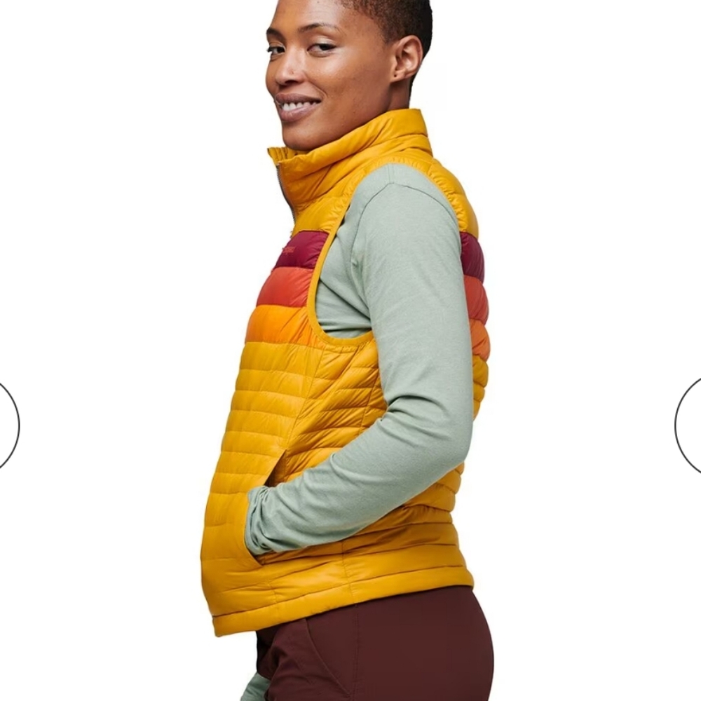 NWT WOMEN'S COTOPAXI FUEGO DOWN VEST - Picture 4 of 7